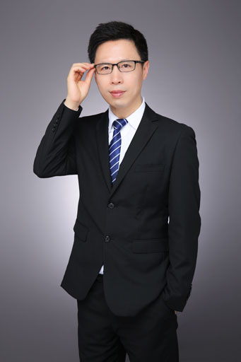 黄伟