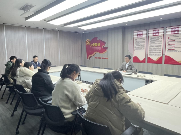 明博党支部开展主题教育活动“三问”交流会